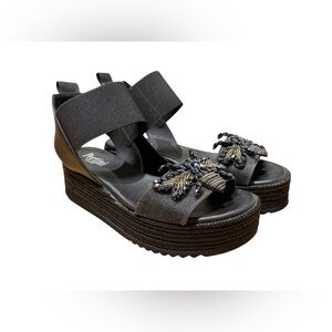 Pertini Beaded Bee Platform Open Toe Sandals in Black Size 6